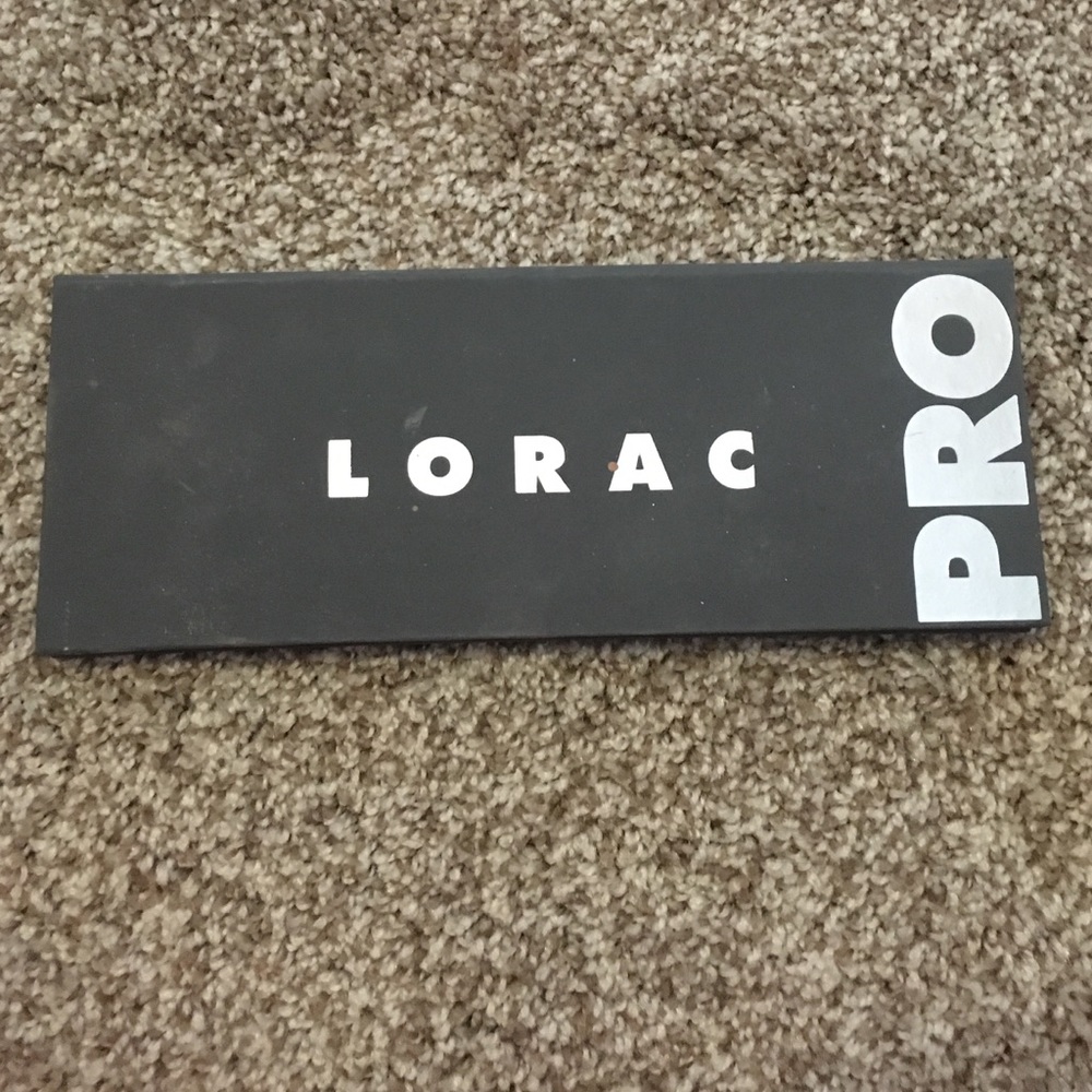 Lorac Pro makeup palette