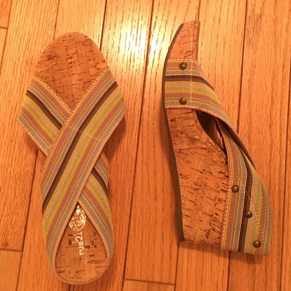 Rue 21 Platform Wedges