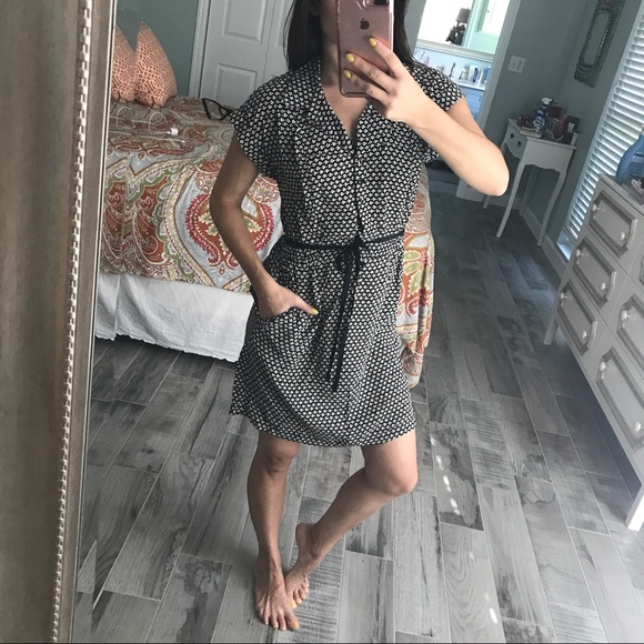 LOFT Dresses & Skirts - Floral print shirt dress LOFT Dresses & Skirts - Floral print shirt dress