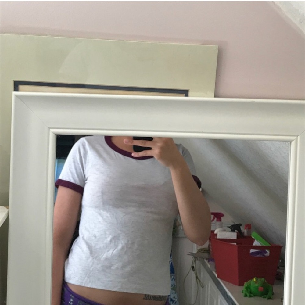 🍇 semi- cropped t-shirt 🍇