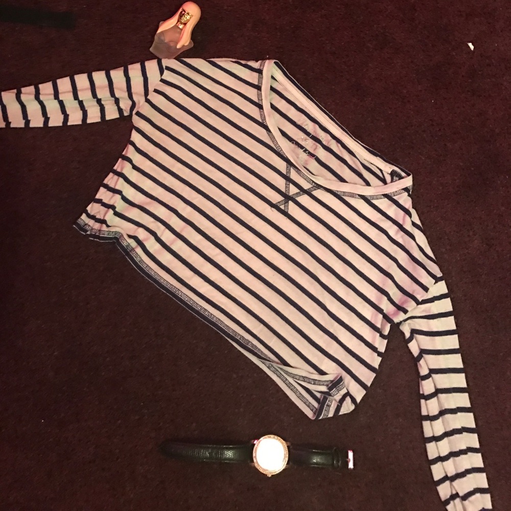 Long sleeve , striped croptop