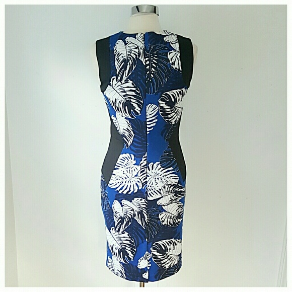 NWOT Body Con Dress Palm Print SIZE MEDIUM - Picture 4 of 4