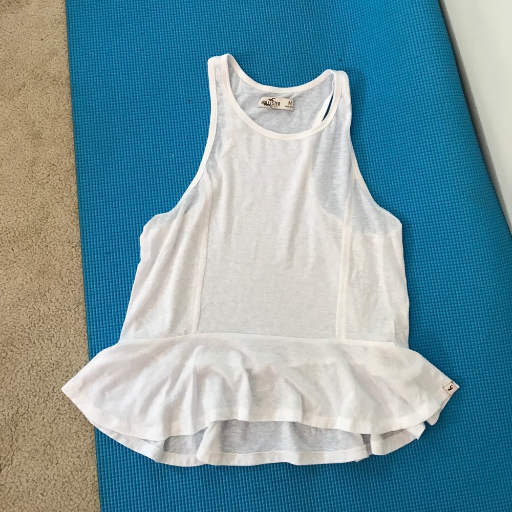 white holliser peplum tank