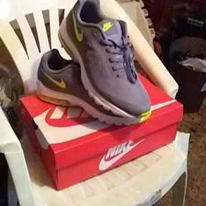 nike air max invigo nike air max invigo