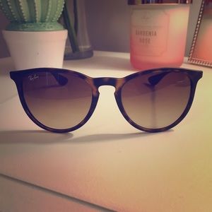 Authentic Ray Ban Erikas