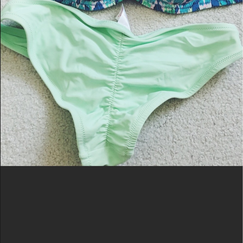 Swim trunks/shorts