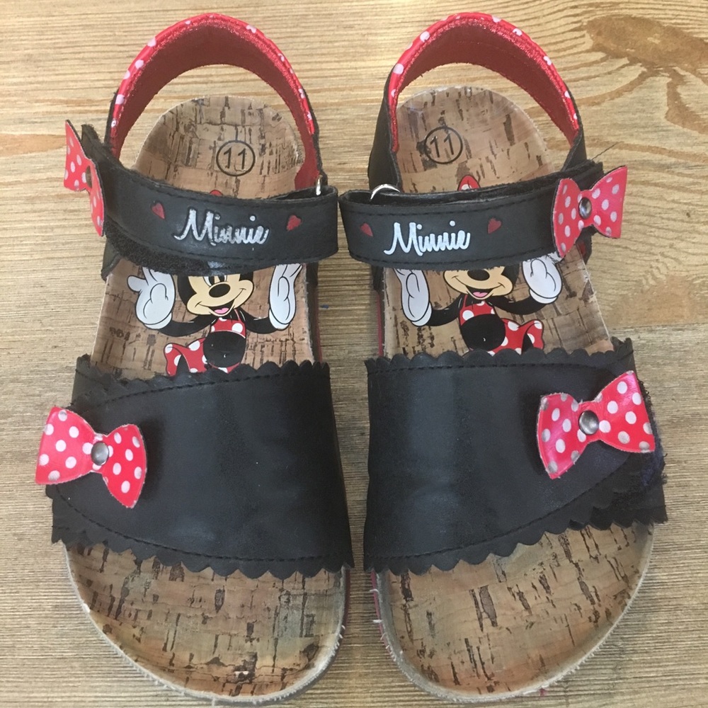 🎀Disney Minnie Mouse sandals size 11🎀