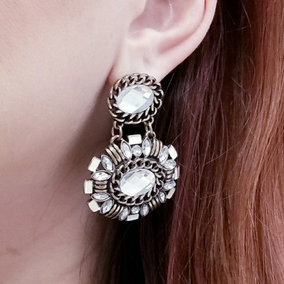 Rococo statement earrings - Picture 3 of 3