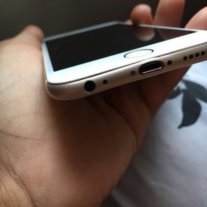 Other - I phone 6s , gold. Other - I phone 6s , gold.