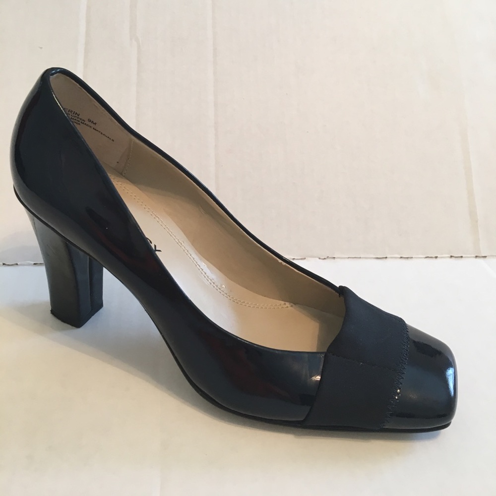 ELLEN TRACY ET-Erin square toe Heels