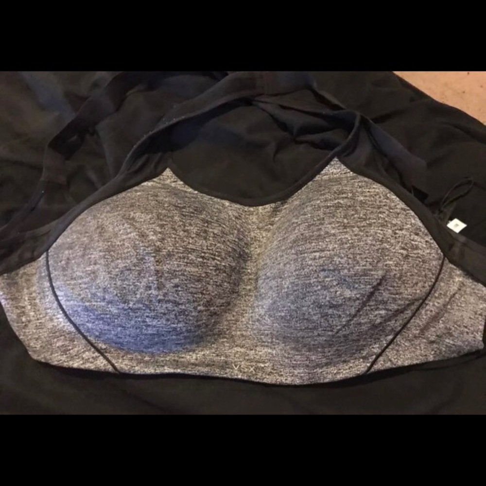 Victoria Secret Sports Bra