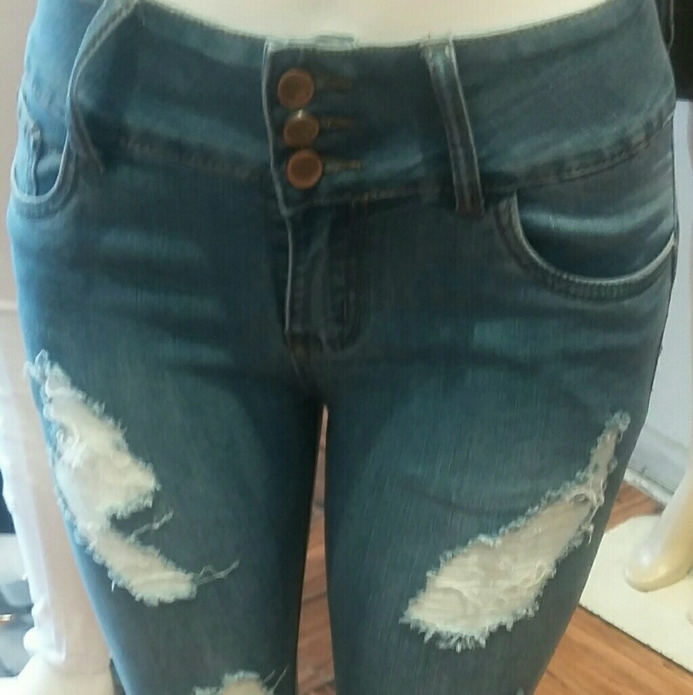 VINIZBENA DISTRESSED SKINNY JEANS - Picture 3 of 6