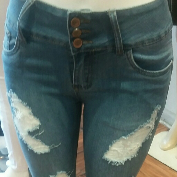 VINIZBENA DISTRESSED SKINNY JEANS - Picture 3 of 6