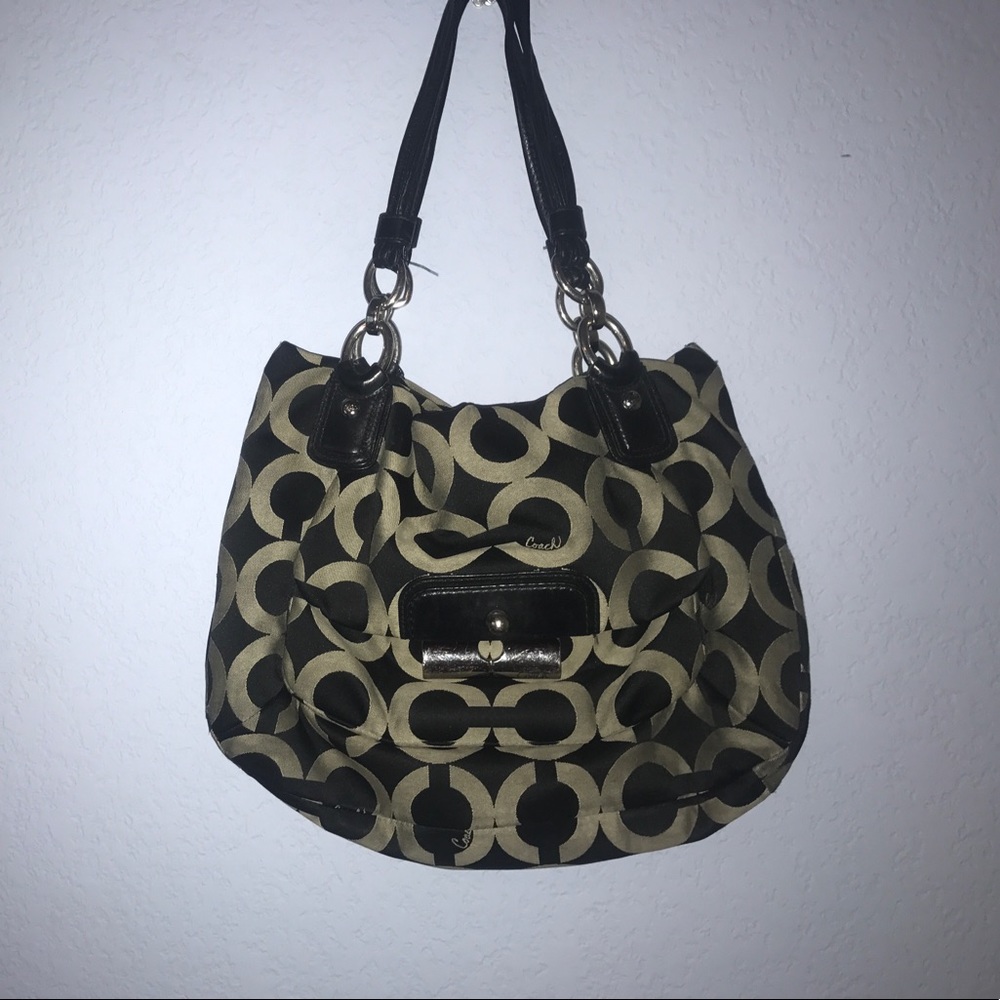 MUST GO Authentic Coach Purse