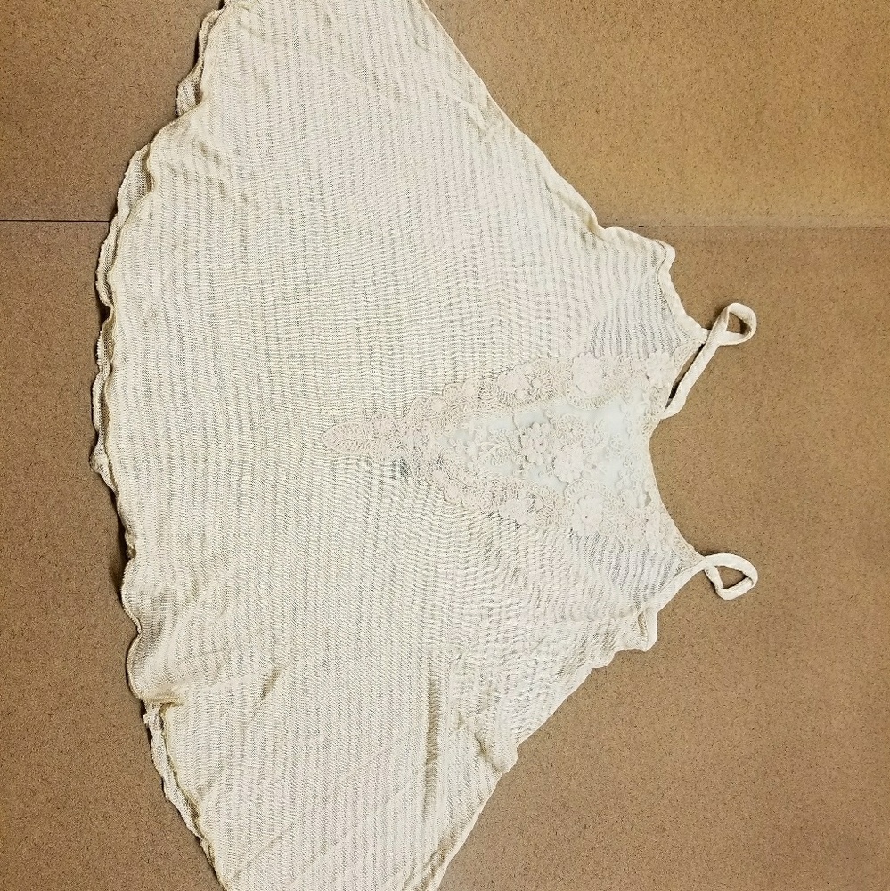 Spaghetti strap crop top