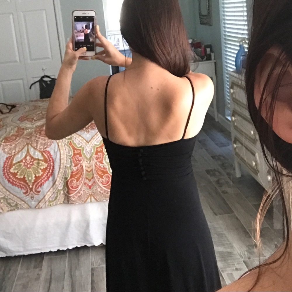 Little black dress - Picture 3 of 4
