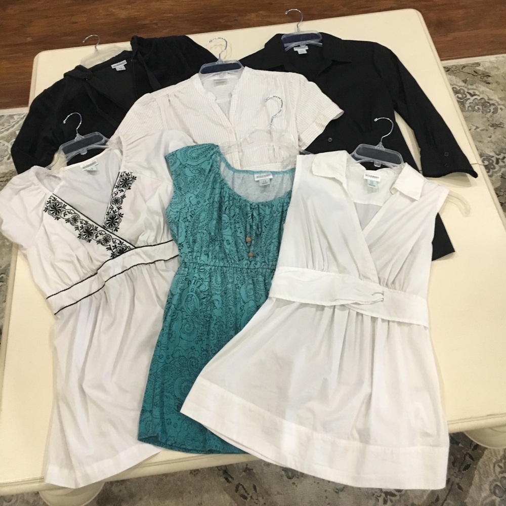 6 Motherhood Maternity Tops, SZ MEDIUM