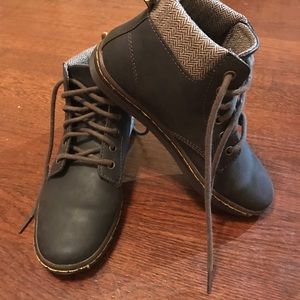 Dr. Martens! Dark Brown