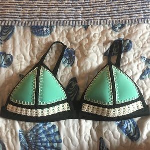 TRIANGL--AUTHENTIC ferrah dancing in the wind top