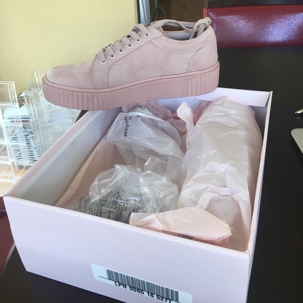 *New* walking shoes size 7.5