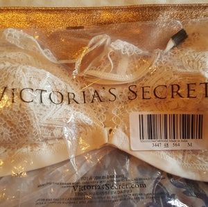 VICTORIA'S SECRET  Lace lined Bra