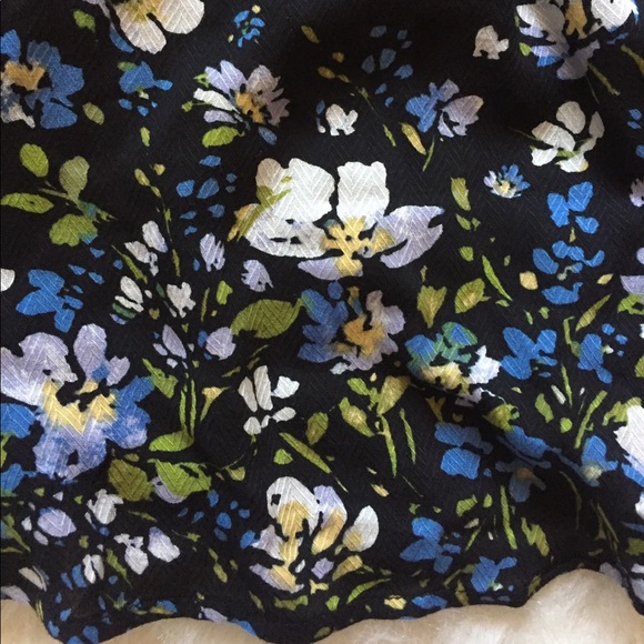 {Urban Outfitters} Kimchi Blue Strapless Dress - Picture 4 of 8