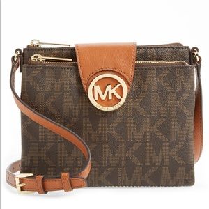 Michael Kors Fulton Large Crossbody Bag (Brown)