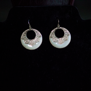 White/Beige Ornamental Earrings