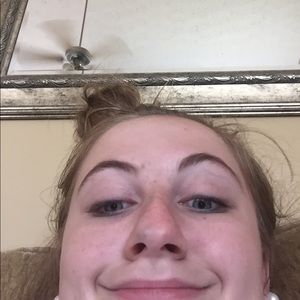 Meet your Posher, Shea