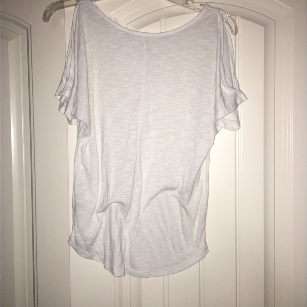 White tee - Picture 3 of 3