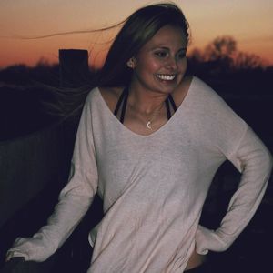 Meet your Posher, Leah