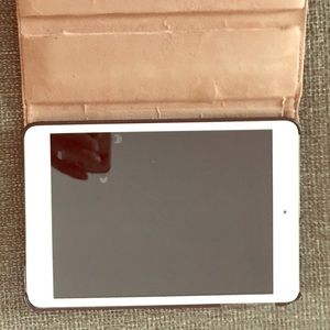 iPad mini 4G 32GB white