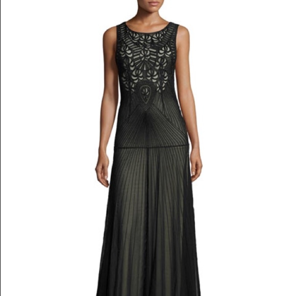 Alice and Olivia Sleeveless Beaded Tulle Gown