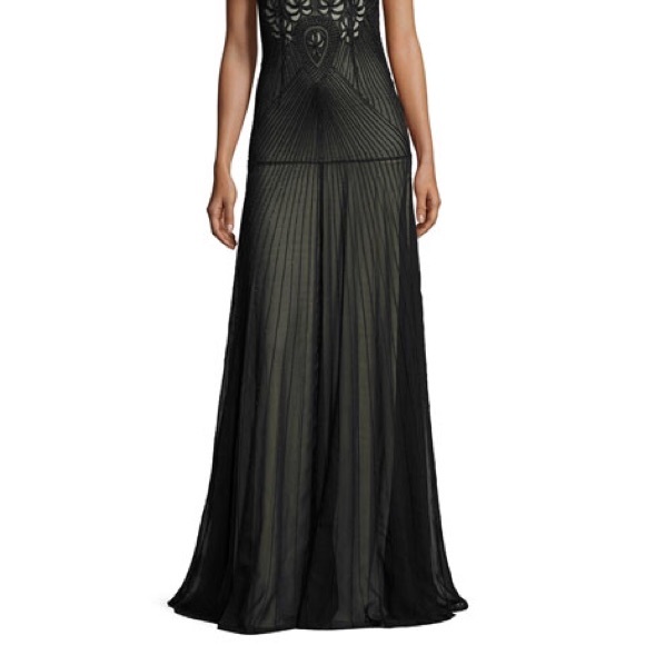 Alice and Olivia Sleeveless Beaded Tulle Gown - Picture 2 of 4