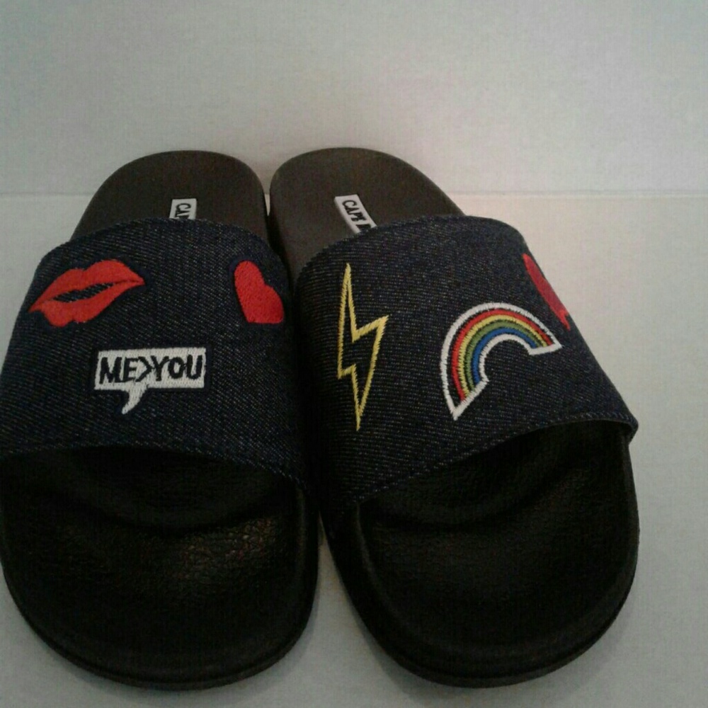 Sandals - Picture 2 of 2