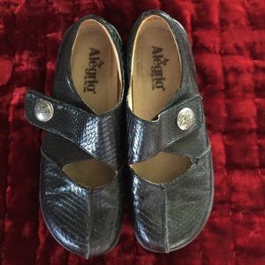 Alegria uppers, black leather, good condition