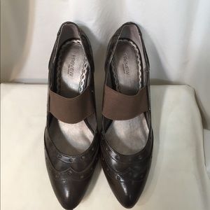 Preview International heels