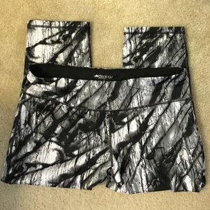 Ideology cropped workout leggings