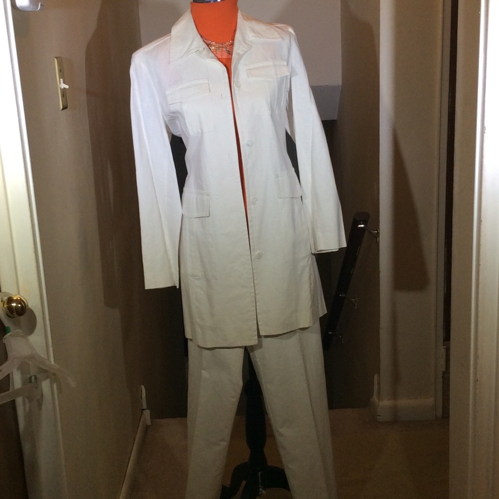 Ladies white pants suit