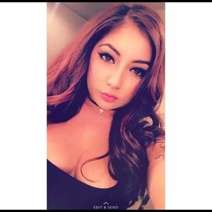 Meet your Posher, Jeannine