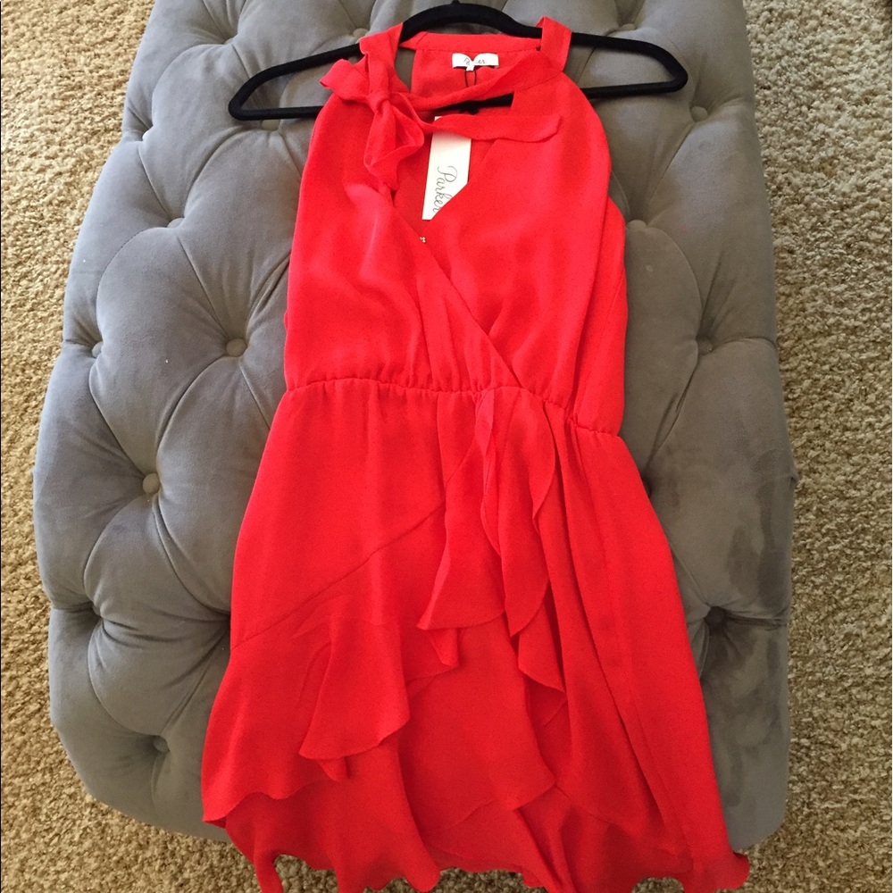 Parker dress size xs  bought and never worn.