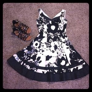 White and Black Nine West size 4