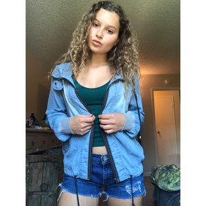 Lightweight demin jacket