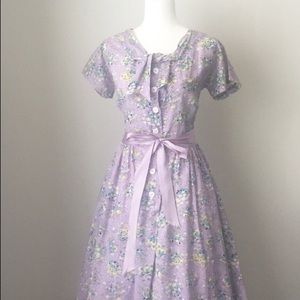 True Vintage 1940's Dress.
