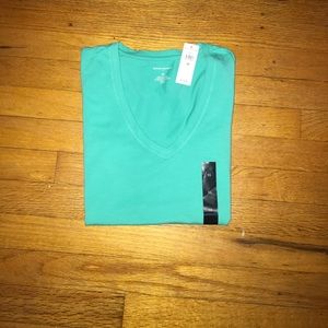 NWT Banana Republic v-neck shirt