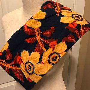 20% off all bundles EUC LuLaRoe floral leggings OS