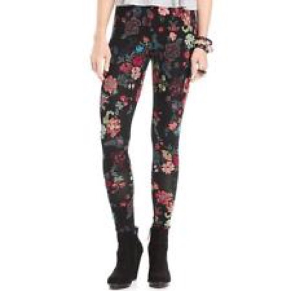 American Rag Black Floral Leggings