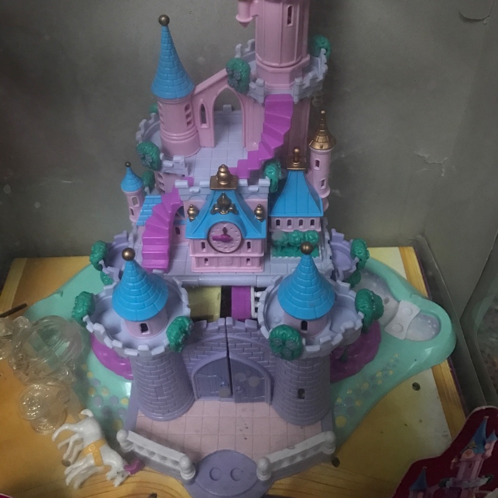 Disney Tiny Collections. - Picture 3 of 3