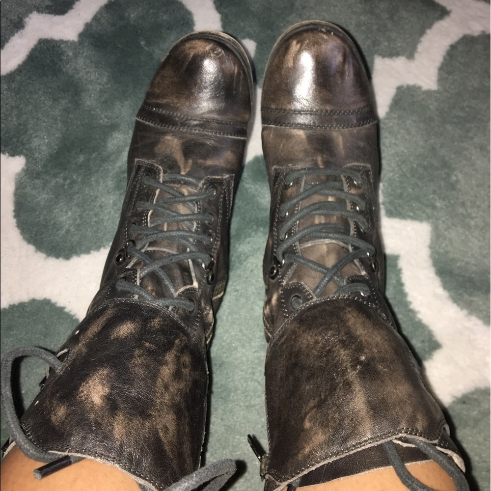 Combat boots