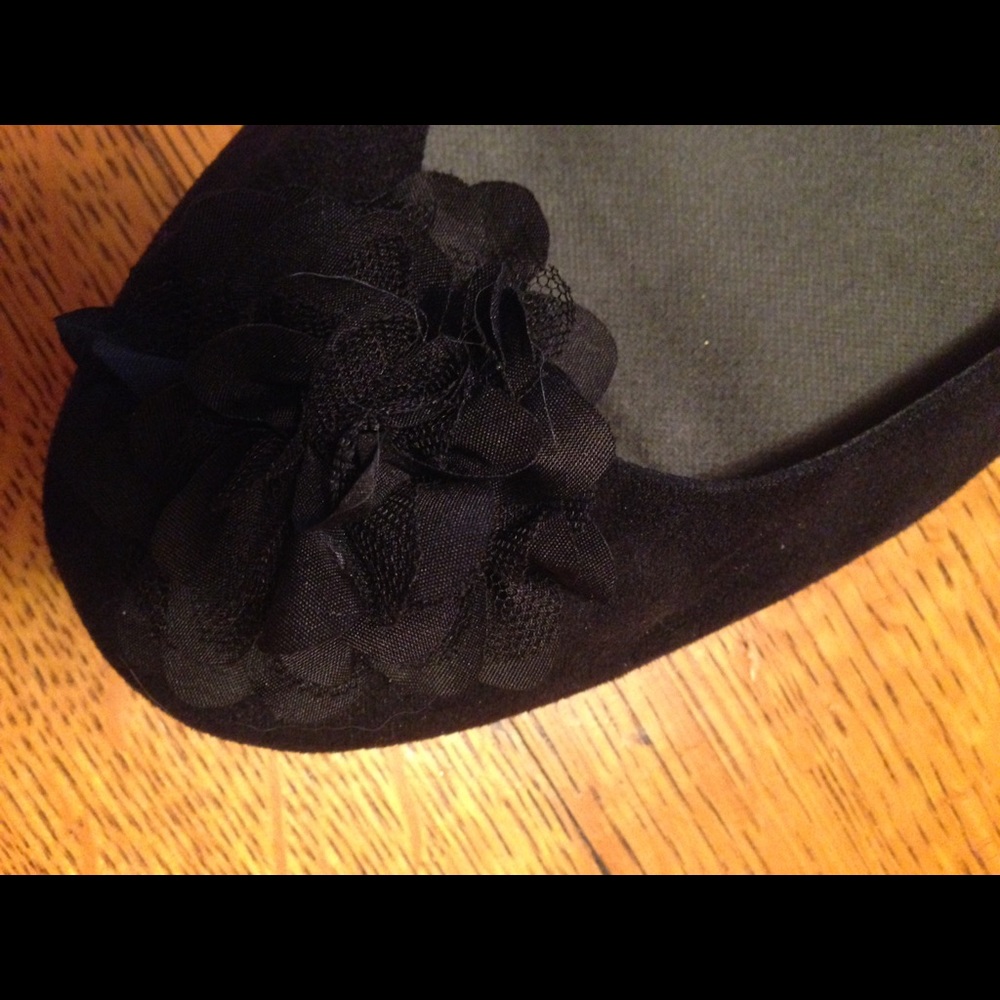 AE Black flats!